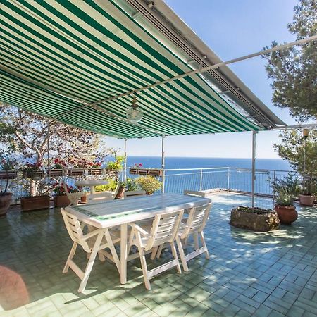 Stunning View Relax Tra Mare E Cielo Apartment Villa Solari Exterior photo